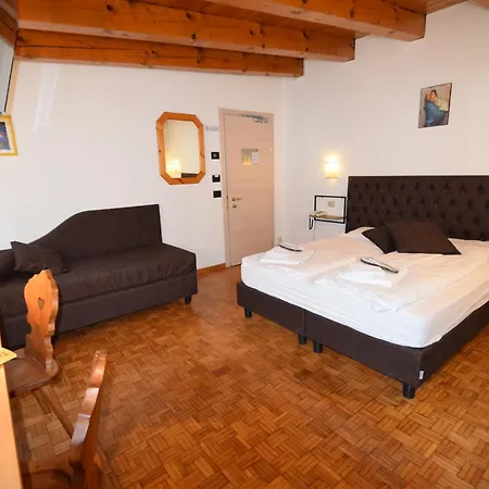 Albergo Miravalle-Tre Cime Views-2